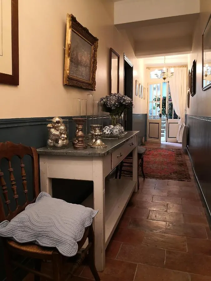Les Chambres De L'Horloge Lectoure Bed & Breakfast